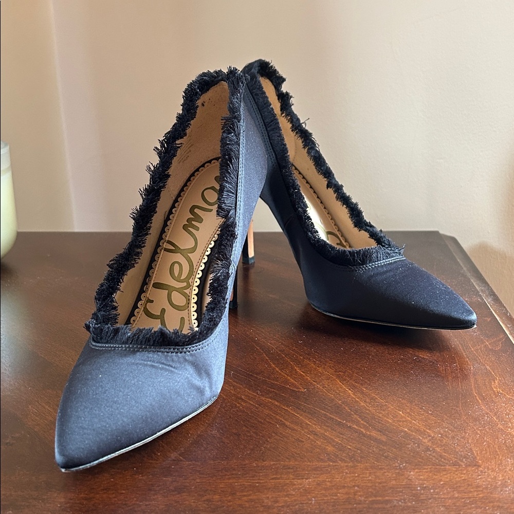 Sam Edelman Black Haylan Frayed Pumps - Picture 16 of 16